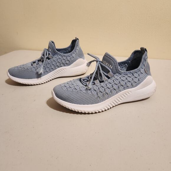 Danskin Stunt Comfort Sneaker Baby Blue Vegan Textile Walk Shoes US 6.5 EUR 37.5 - Picture 8 of 8